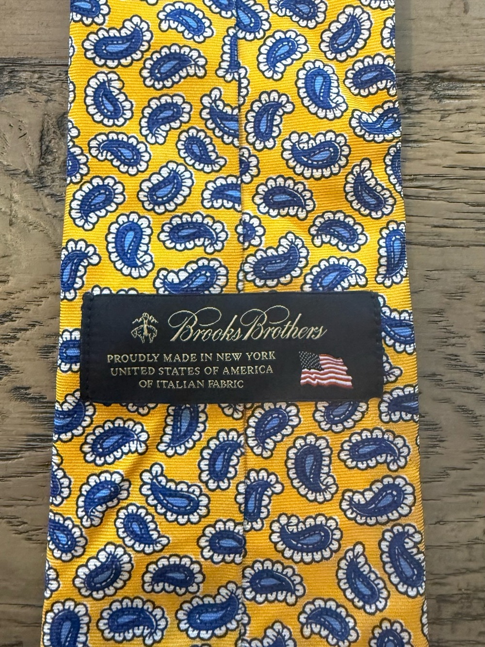 Brooks Brothers Yellow Tie with Blue Paisley